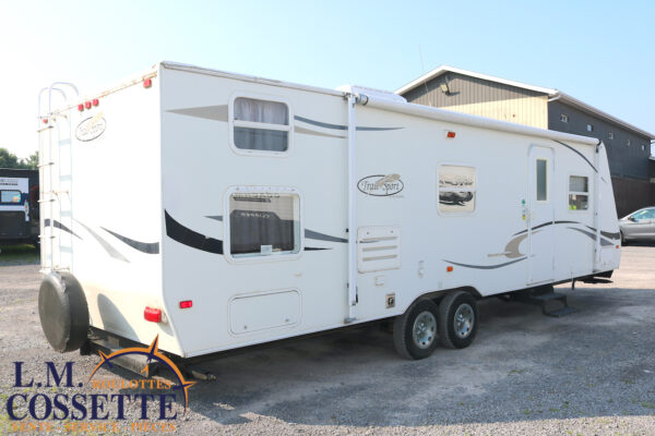 Trail Sport 27 QBSS 2007-LM Cossette inc. vr-roulotte-fifth wheel-cargo-arctic wolf -Remote-Clipper-cherokee-grey wolf-wolf pup-kodiak cub-aspen trail-dutchmen-forest river-freedom express select-coachmen-apex nano -Trois-Rivières