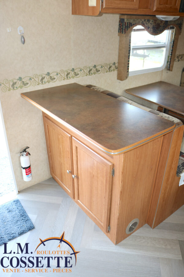 Trail Sport 27 QBSS 2007-LM Cossette inc. vr-roulotte-fifth wheel-cargo-arctic wolf -Remote-Clipper-cherokee-grey wolf-wolf pup-kodiak cub-aspen trail-dutchmen-forest river-freedom express select-coachmen-apex nano -Trois-Rivières