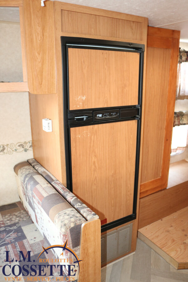 Trail Sport 27 QBSS 2007-LM Cossette inc. vr-roulotte-fifth wheel-cargo-arctic wolf -Remote-Clipper-cherokee-grey wolf-wolf pup-kodiak cub-aspen trail-dutchmen-forest river-freedom express select-coachmen-apex nano -Trois-Rivières