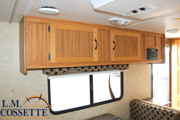 Koala 18 RB 2013-LM Cossette inc. vr-roulotte-fifth wheel-cargo-arctic wolf -Remote-Clipper-cherokee-grey wolf-wolf pup-kodiak cub-aspen trail-dutchmen-forest river-freedom express select-coachmen-apex nano -Trois-Rivières
