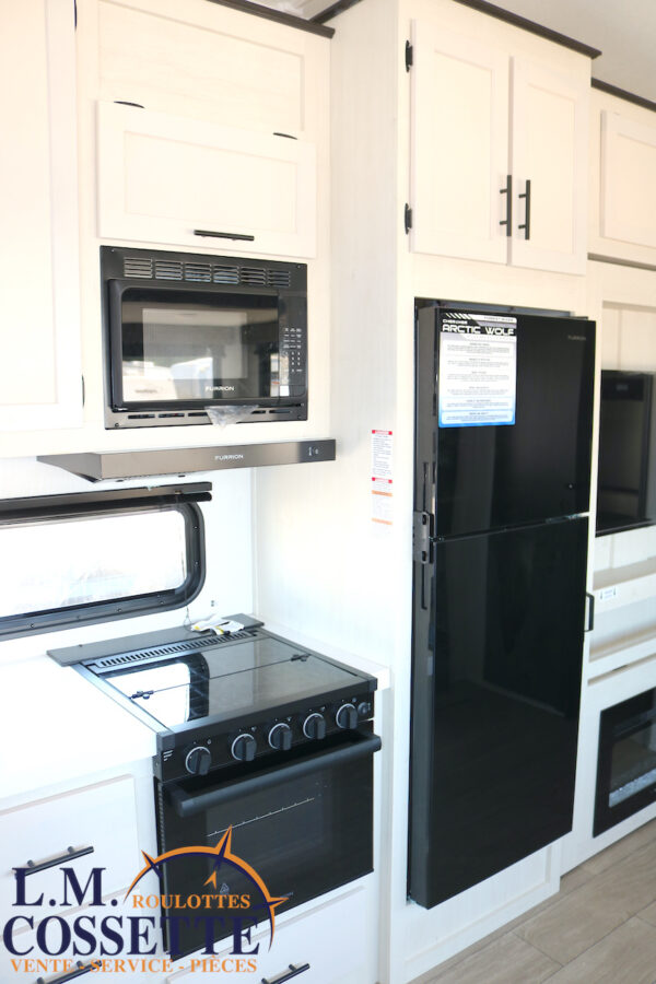 Arctic Wolf 285 OPT 2026-LM Cossette inc. vr-roulotte-fifth wheel-cargo-arctic wolf -Remote-Clipper-cherokee-grey wolf-wolf pup-kodiak cub-aspen trail-dutchmen-forest river-freedom express select-coachmen-apex nano -Trois-Rivières