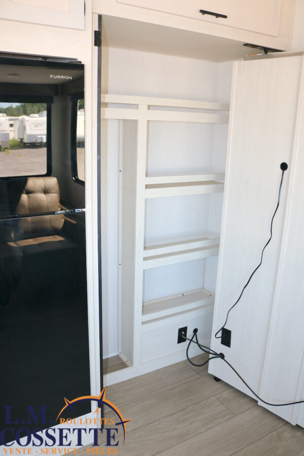 Arctic Wolf 285 OPT 2026-LM Cossette inc. vr-roulotte-fifth wheel-cargo-arctic wolf -Remote-Clipper-cherokee-grey wolf-wolf pup-kodiak cub-aspen trail-dutchmen-forest river-freedom express select-coachmen-apex nano -Trois-Rivières