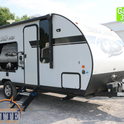 Wolf Pup 16 FQBL 2019 ( Édition Black Label ) -LM Cossette inc. vr-roulotte-fifth wheel-cargo-arctic wolf -Remote-Clipper-cherokee-grey wolf-wolf pup-kodiak cub-aspen trail-dutchmen-forest river-freedom express select-coachmen-apex nano -Trois-Rivières