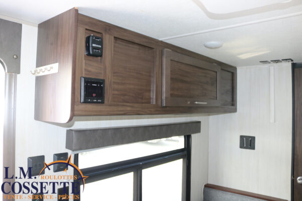Wolf Pup 16 FQBL 2019 ( Édition Black Label ) -LM Cossette inc. vr-roulotte-fifth wheel-cargo-arctic wolf -Remote-Clipper-cherokee-grey wolf-wolf pup-kodiak cub-aspen trail-dutchmen-forest river-freedom express select-coachmen-apex nano -Trois-Rivières