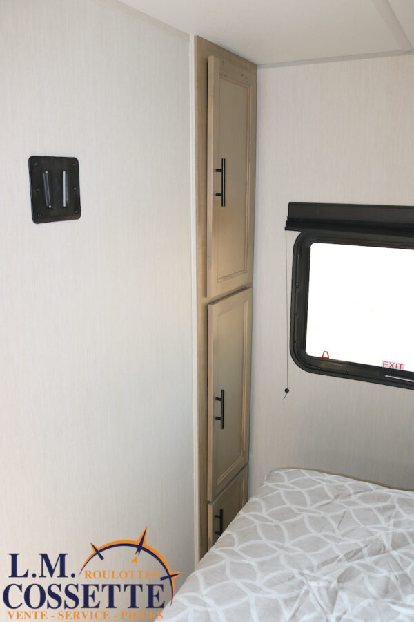 Grey Wolf 26 BRB 2026-LM Cossette inc. vr-roulotte-fifth wheel-cargo-arctic wolf -Remote-Clipper-cherokee-grey wolf-wolf pup-kodiak cub-aspen trail-dutchmen-forest river-freedom express select-coachmen-apex nano -Trois-Rivières