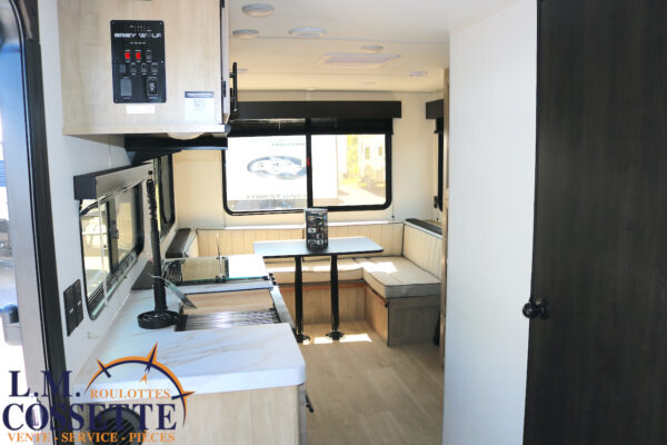 Grey Wolf 20 RDSE 2026-LM Cossette inc. vr-roulotte-fifth wheel-cargo-arctic wolf -Remote-Clipper-cherokee-grey wolf-wolf pup-kodiak cub-aspen trail-dutchmen-forest river-freedom express select-coachmen-apex nano -Trois-Rivières
