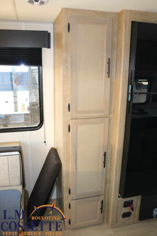 Grey Wolf 20 RDSE 2026-LM Cossette inc. vr-roulotte-fifth wheel-cargo-arctic wolf -Remote-Clipper-cherokee-grey wolf-wolf pup-kodiak cub-aspen trail-dutchmen-forest river-freedom express select-coachmen-apex nano -Trois-Rivières