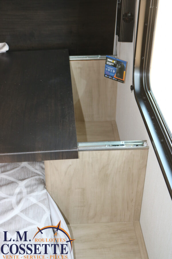 Grey Wolf 20 RDSE 2026-LM Cossette inc. vr-roulotte-fifth wheel-cargo-arctic wolf -Remote-Clipper-cherokee-grey wolf-wolf pup-kodiak cub-aspen trail-dutchmen-forest river-freedom express select-coachmen-apex nano -Trois-Rivières