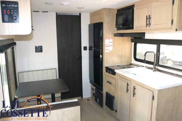 Wolf Pup 16 FQ 2026-LM Cossette inc. vr-roulotte-fifth wheel-cargo-arctic wolf -Remote-Clipper-cherokee-grey wolf-wolf pup-kodiak cub-aspen trail-dutchmen-forest river-freedom express select-coachmen-apex nano -Trois-Rivières