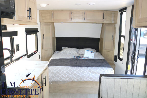 Wolf Pup 16 FQ 2026-LM Cossette inc. vr-roulotte-fifth wheel-cargo-arctic wolf -Remote-Clipper-cherokee-grey wolf-wolf pup-kodiak cub-aspen trail-dutchmen-forest river-freedom express select-coachmen-apex nano -Trois-Rivières