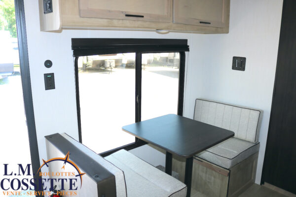 Wolf Pup 16 FQ 2026-LM Cossette inc. vr-roulotte-fifth wheel-cargo-arctic wolf -Remote-Clipper-cherokee-grey wolf-wolf pup-kodiak cub-aspen trail-dutchmen-forest river-freedom express select-coachmen-apex nano -Trois-Rivières