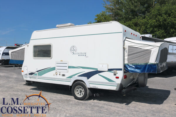 Surveyor 180 T 2004-LM Cossette inc. vr-roulotte-fifth wheel-cargo-arctic wolf -Remote-Clipper-cherokee-grey wolf-wolf pup-kodiak cub-aspen trail-dutchmen-forest river-freedom express select-coachmen-apex nano -Trois-Rivières
