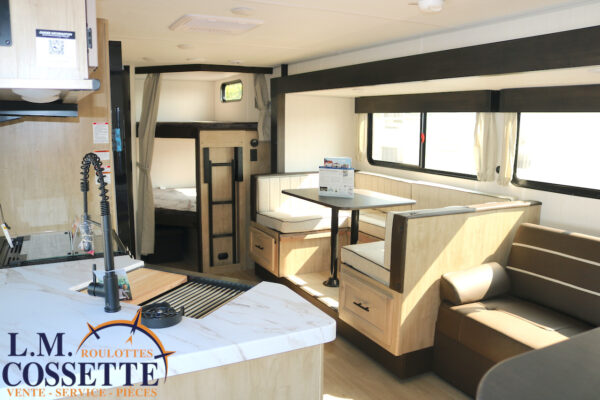 Grey Wolf 26 DBH 2026-LM Cossette inc. vr-roulotte-fifth wheel-cargo-arctic wolf -Remote-Clipper-cherokee-grey wolf-wolf pup-kodiak cub-aspen trail-dutchmen-forest river-freedom express select-coachmen-apex nano -Trois-Rivières