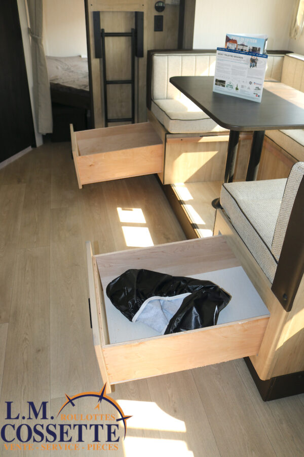 Grey Wolf 26 DBH 2026-LM Cossette inc. vr-roulotte-fifth wheel-cargo-arctic wolf -Remote-Clipper-cherokee-grey wolf-wolf pup-kodiak cub-aspen trail-dutchmen-forest river-freedom express select-coachmen-apex nano -Trois-Rivières
