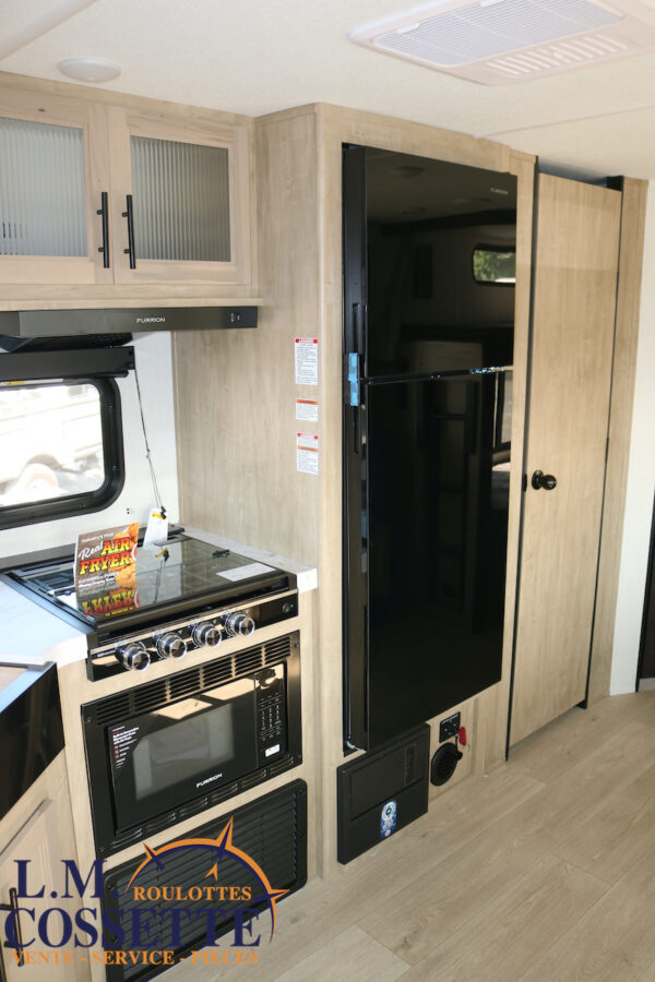 Grey Wolf 26 DBH 2026-LM Cossette inc. vr-roulotte-fifth wheel-cargo-arctic wolf -Remote-Clipper-cherokee-grey wolf-wolf pup-kodiak cub-aspen trail-dutchmen-forest river-freedom express select-coachmen-apex nano -Trois-Rivières