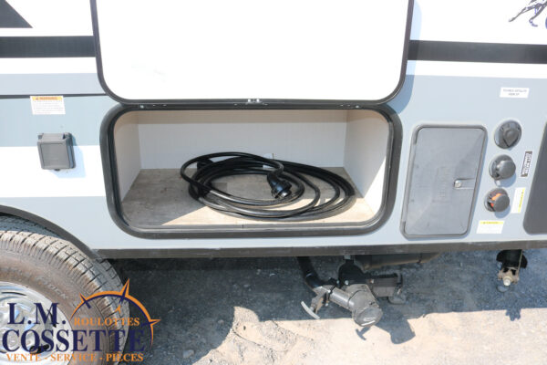 Apex Nano 185 BH 2022-LM Cossette inc. vr-roulotte-fifth wheel-cargo-arctic wolf -Remote-Clipper-cherokee-grey wolf-wolf pup-kodiak cub-aspen trail-dutchmen-forest river-freedom express select-coachmen-apex nano -Trois-Rivières