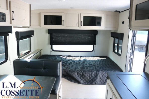 Apex Nano 185 BH 2022-LM Cossette inc. vr-roulotte-fifth wheel-cargo-arctic wolf -Remote-Clipper-cherokee-grey wolf-wolf pup-kodiak cub-aspen trail-dutchmen-forest river-freedom express select-coachmen-apex nano -Trois-Rivières