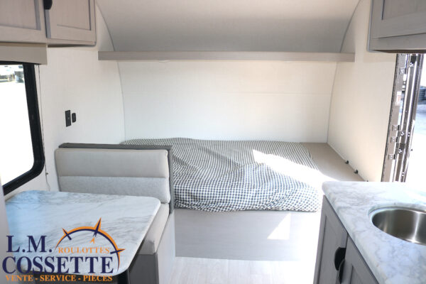 Clipper 17 BH 2026-LM Cossette inc. vr-roulotte-fifth wheel-cargo-arctic wolf -Remote-Clipper-cherokee-grey wolf-wolf pup-kodiak cub-aspen trail-dutchmen-forest river-freedom express select-coachmen-apex nano -Trois-Rivières