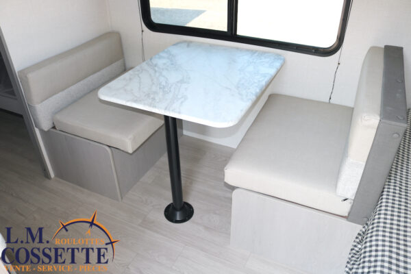 Clipper 17 BH 2026-LM Cossette inc. vr-roulotte-fifth wheel-cargo-arctic wolf -Remote-Clipper-cherokee-grey wolf-wolf pup-kodiak cub-aspen trail-dutchmen-forest river-freedom express select-coachmen-apex nano -Trois-Rivières