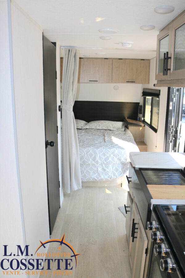 Grey Wolf 20 RDSE 2026-LM Cossette inc. vr-roulotte-fifth wheel-cargo-arctic wolf -Remote-Clipper-cherokee-grey wolf-wolf pup-kodiak cub-aspen trail-dutchmen-forest river-freedom express select-coachmen-apex nano -Trois-Rivières