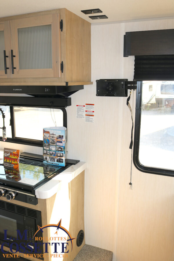 Grey Wolf 20 RDSE 2026-LM Cossette inc. vr-roulotte-fifth wheel-cargo-arctic wolf -Remote-Clipper-cherokee-grey wolf-wolf pup-kodiak cub-aspen trail-dutchmen-forest river-freedom express select-coachmen-apex nano -Trois-Rivières