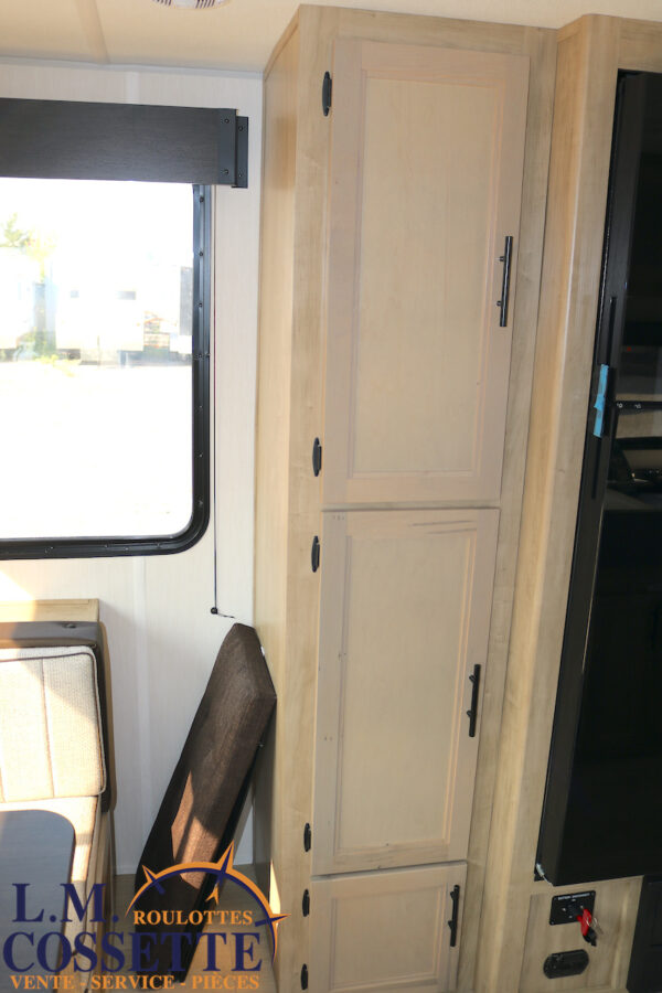 Grey Wolf 20 RDSE 2026-LM Cossette inc. vr-roulotte-fifth wheel-cargo-arctic wolf -Remote-Clipper-cherokee-grey wolf-wolf pup-kodiak cub-aspen trail-dutchmen-forest river-freedom express select-coachmen-apex nano -Trois-Rivières