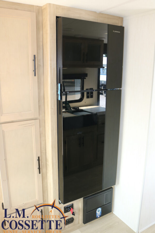 Grey Wolf 20 RDSE 2026-LM Cossette inc. vr-roulotte-fifth wheel-cargo-arctic wolf -Remote-Clipper-cherokee-grey wolf-wolf pup-kodiak cub-aspen trail-dutchmen-forest river-freedom express select-coachmen-apex nano -Trois-Rivières