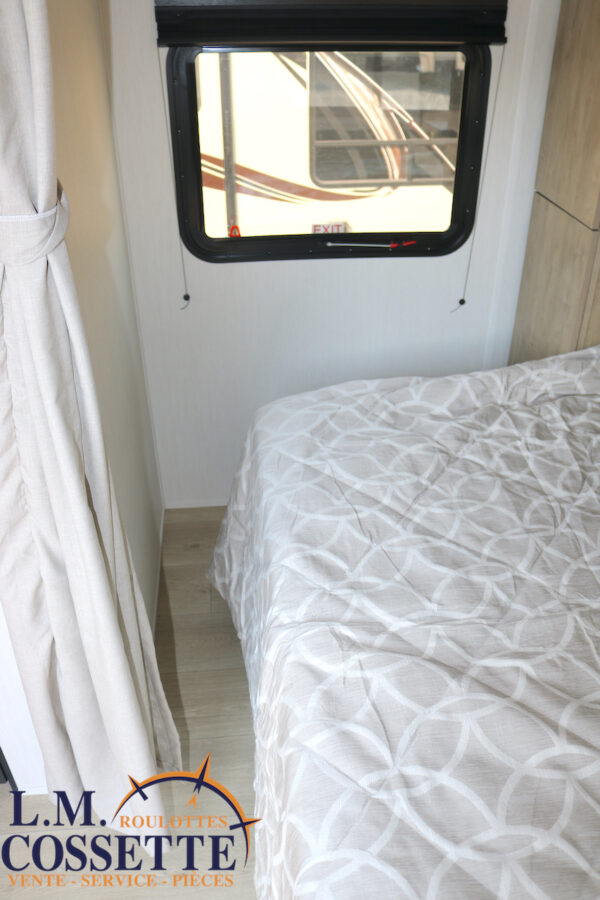 Grey Wolf 20 RDSE 2026-LM Cossette inc. vr-roulotte-fifth wheel-cargo-arctic wolf -Remote-Clipper-cherokee-grey wolf-wolf pup-kodiak cub-aspen trail-dutchmen-forest river-freedom express select-coachmen-apex nano -Trois-Rivières