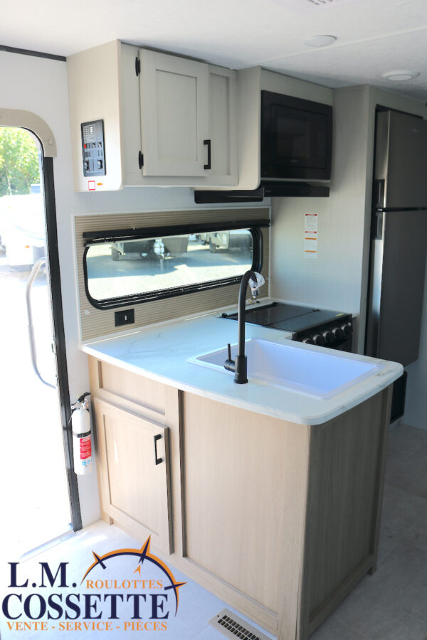 Aspen Trail 29 TB 2026-LM Cossette inc. vr-roulotte-fifth wheel-cargo-arctic wolf -Remote-Clipper-cherokee-grey wolf-wolf pup-kodiak cub-aspen trail-dutchmen-forest river-freedom express select-coachmen-apex nano -Trois-Rivières