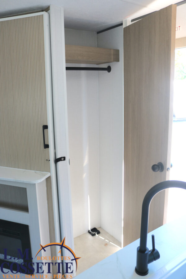 Aspen Trail 29 TB 2026-LM Cossette inc. vr-roulotte-fifth wheel-cargo-arctic wolf -Remote-Clipper-cherokee-grey wolf-wolf pup-kodiak cub-aspen trail-dutchmen-forest river-freedom express select-coachmen-apex nano -Trois-Rivières