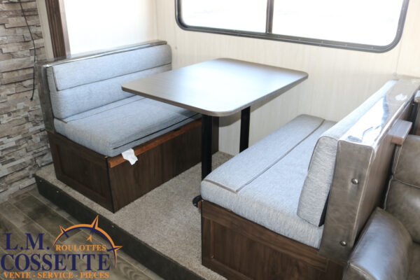 Wolf Pup 18 TO 2019-LM Cossette inc. vr-roulotte-fifth wheel-cargo-arctic wolf -Remote-Clipper-cherokee-grey wolf-wolf pup-kodiak cub-aspen trail-dutchmen-forest river-freedom express select-coachmen-apex nano -Trois-Rivières