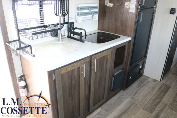Wolf Pup 18 TO 2019-LM Cossette inc. vr-roulotte-fifth wheel-cargo-arctic wolf -Remote-Clipper-cherokee-grey wolf-wolf pup-kodiak cub-aspen trail-dutchmen-forest river-freedom express select-coachmen-apex nano -Trois-Rivières