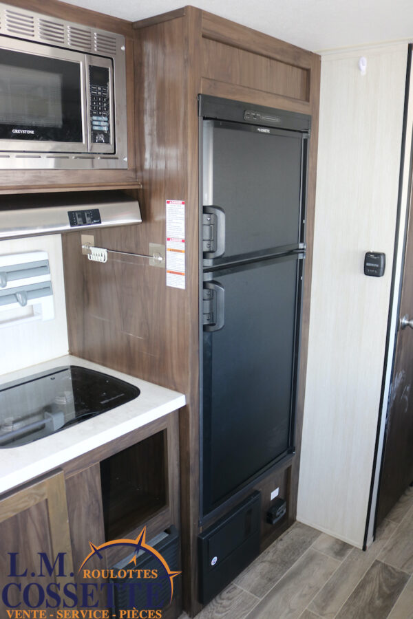 Wolf Pup 18 TO 2019-LM Cossette inc. vr-roulotte-fifth wheel-cargo-arctic wolf -Remote-Clipper-cherokee-grey wolf-wolf pup-kodiak cub-aspen trail-dutchmen-forest river-freedom express select-coachmen-apex nano -Trois-Rivières