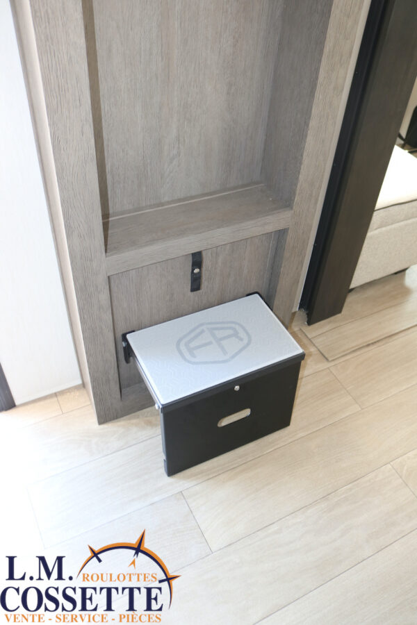 Arctic Wolf 289 PANO 2026-LM Cossette inc. vr-roulotte-fifth wheel-cargo-arctic wolf -Remote-Clipper-cherokee-grey wolf-wolf pup-kodiak cub-aspen trail-dutchmen-forest river-freedom express select-coachmen-apex nano -Trois-Rivières