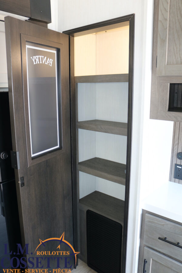 Arctic Wolf 289 PANO 2026-LM Cossette inc. vr-roulotte-fifth wheel-cargo-arctic wolf -Remote-Clipper-cherokee-grey wolf-wolf pup-kodiak cub-aspen trail-dutchmen-forest river-freedom express select-coachmen-apex nano -Trois-Rivières