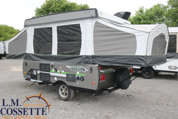 Rockwood 1980 2020 --LM Cossette inc. vr-roulotte-fifth wheel-cargo-arctic wolf -Remote-Clipper-cherokee-grey wolf-wolf pup-kodiak cub-aspen trail-dutchmen-forest river-freedom express select-coachmen-apex nano -Trois-Rivières