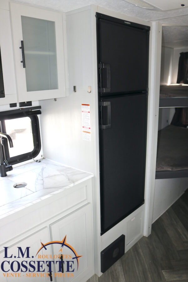 Wildwood 178 BHSK 2022-LM Cossette inc. vr-roulotte-fifth wheel-cargo-arctic wolf -Remote-Clipper-cherokee-grey wolf-wolf pup-kodiak cub-aspen trail-dutchmen-forest river-freedom express select-coachmen-apex nano -Trois-Rivières