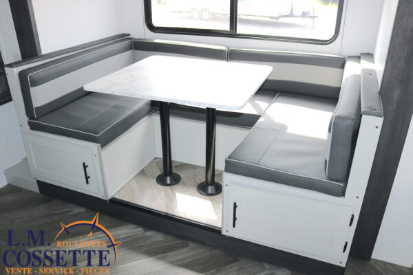 Wildwood 178 BHSK 2022-LM Cossette inc. vr-roulotte-fifth wheel-cargo-arctic wolf -Remote-Clipper-cherokee-grey wolf-wolf pup-kodiak cub-aspen trail-dutchmen-forest river-freedom express select-coachmen-apex nano -Trois-Rivières
