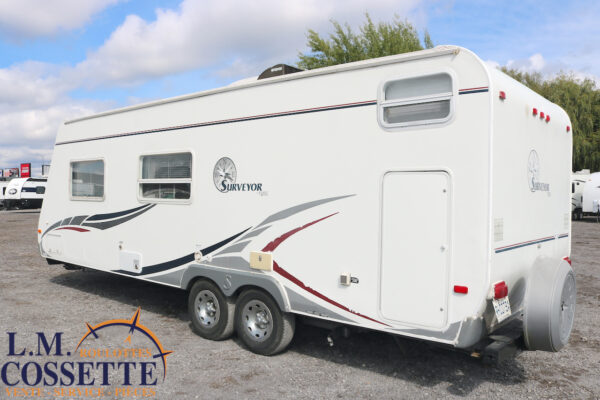 Surveyor 262 2005-LM Cossette inc. vr-roulotte-fifth wheel-cargo-arctic wolf -Remote-Clipper-cherokee-grey wolf-wolf pup-kodiak cub-aspen trail-dutchmen-forest river-freedom express select-coachmen-apex nano -Trois-Rivières