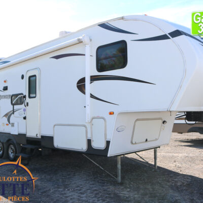 Avenger 529 RBS 2014-LM Cossette inc. vr-roulotte-fifth wheel-cargo-arctic wolf -Remote-Clipper-cherokee-grey wolf-wolf pup-kodiak cub-aspen trail-dutchmen-forest river-freedom express select-coachmen-apex nano -Trois-Rivières-fond