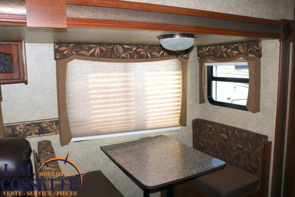 Avenger 529 RBS 2014-LM Cossette inc. vr-roulotte-fifth wheel-cargo-arctic wolf -Remote-Clipper-cherokee-grey wolf-wolf pup-kodiak cub-aspen trail-dutchmen-forest river-freedom express select-coachmen-apex nano -Trois-Rivières-fond