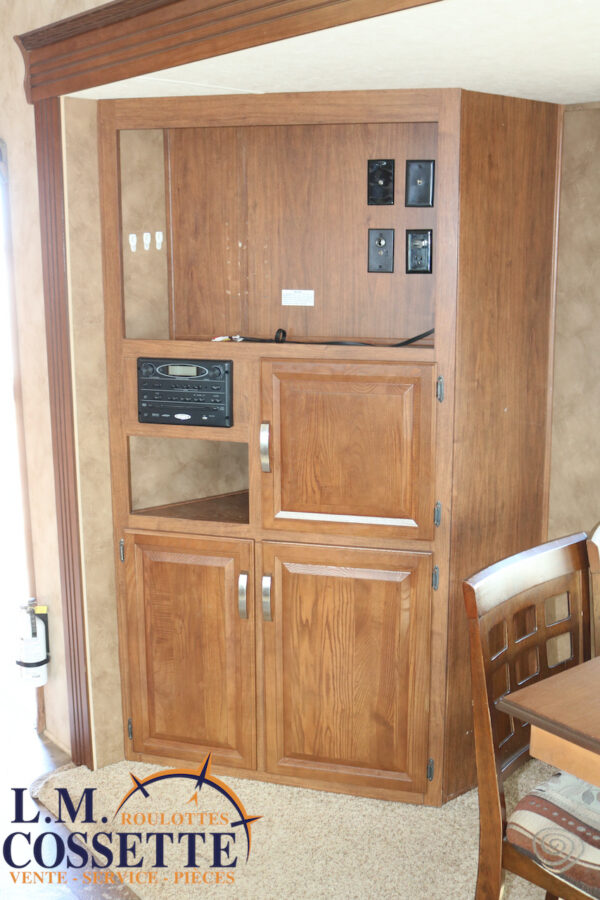 Cruiser 29 MK 2013-LM Cossette inc. vr-roulotte-fifth wheel-cargo-arctic wolf -Remote-Clipper-cherokee-grey wolf-wolf pup-kodiak cub-aspen trail-dutchmen-forest river-freedom express select-coachmen-apex nano -Trois-Rivières-fond
