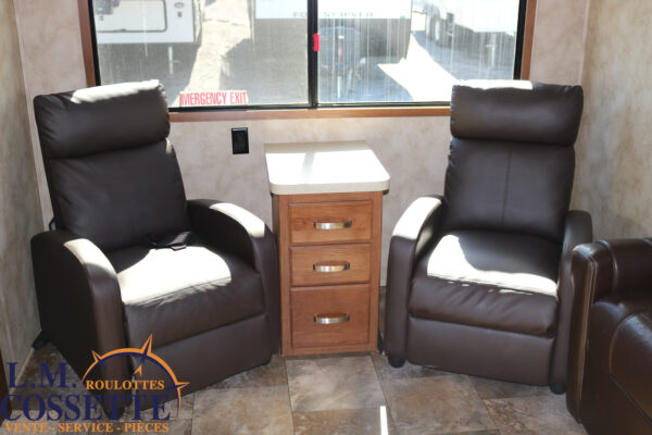 Cruiser 29 MK 2013-LM Cossette inc. vr-roulotte-fifth wheel-cargo-arctic wolf -Remote-Clipper-cherokee-grey wolf-wolf pup-kodiak cub-aspen trail-dutchmen-forest river-freedom express select-coachmen-apex nano -Trois-Rivières-fond