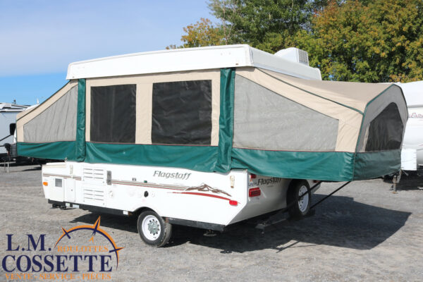 Flagstaff 620 ST 2009-LM Cossette inc. vr-roulotte-fifth wheel-cargo-arctic wolf -Remote-Clipper-cherokee-grey wolf-wolf pup-kodiak cub-aspen trail-dutchmen-forest river-freedom express select-coachmen-apex nano -Trois-Rivières-fond