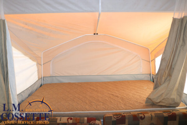 Flagstaff 620 ST 2009-LM Cossette inc. vr-roulotte-fifth wheel-cargo-arctic wolf -Remote-Clipper-cherokee-grey wolf-wolf pup-kodiak cub-aspen trail-dutchmen-forest river-freedom express select-coachmen-apex nano -Trois-Rivières-fond