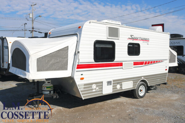 Sportsmen 16 RBT 2013-LM Cossette inc. vr-roulotte-fifth wheel-cargo-arctic wolf -Remote-Clipper-cherokee-grey wolf-wolf pup-kodiak cub-aspen trail-dutchmen-forest river-freedom express select-coachmen-apex nano -Trois-Rivières-fond