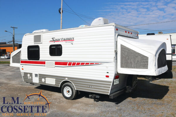 Sportsmen 16 RBT 2013-LM Cossette inc. vr-roulotte-fifth wheel-cargo-arctic wolf -Remote-Clipper-cherokee-grey wolf-wolf pup-kodiak cub-aspen trail-dutchmen-forest river-freedom express select-coachmen-apex nano -Trois-Rivières-fond