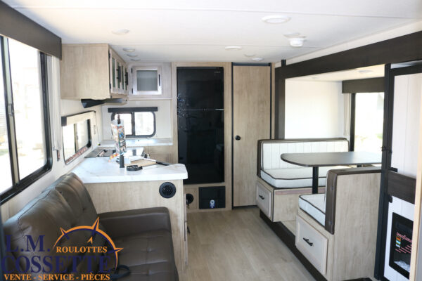 Grey Wolf 26 SS 2026-LM Cossette inc. vr-roulotte-fifth wheel-cargo-arctic wolf -Remote-Clipper-cherokee-grey wolf-wolf pup-kodiak cub-aspen trail-dutchmen-forest river-freedom express select-coachmen-apex nano -Trois-Rivières-fond