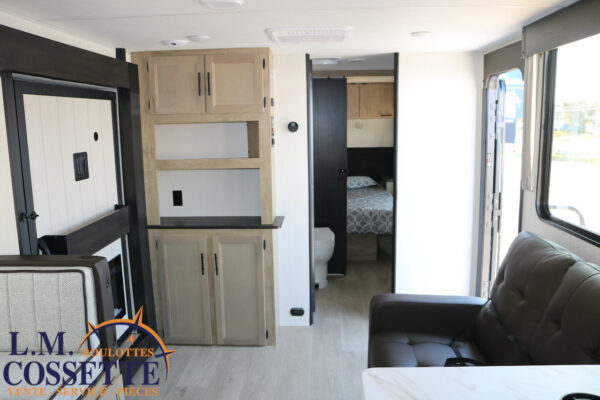 Grey Wolf 26 SS 2026-LM Cossette inc. vr-roulotte-fifth wheel-cargo-arctic wolf -Remote-Clipper-cherokee-grey wolf-wolf pup-kodiak cub-aspen trail-dutchmen-forest river-freedom express select-coachmen-apex nano -Trois-Rivières-fond