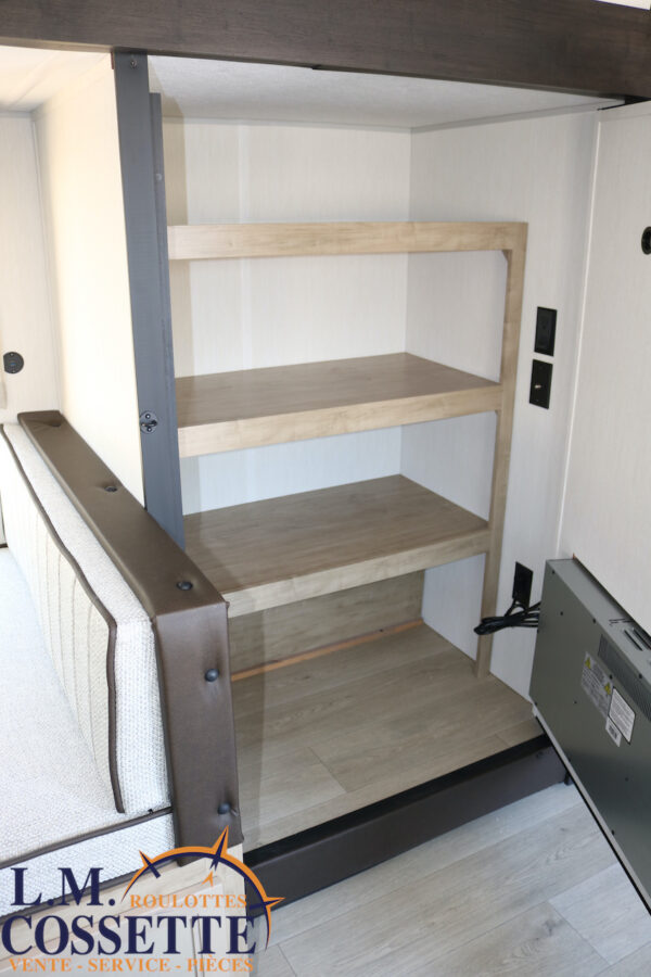 Grey Wolf 26 SS 2026-LM Cossette inc. vr-roulotte-fifth wheel-cargo-arctic wolf -Remote-Clipper-cherokee-grey wolf-wolf pup-kodiak cub-aspen trail-dutchmen-forest river-freedom express select-coachmen-apex nano -Trois-Rivières-fond